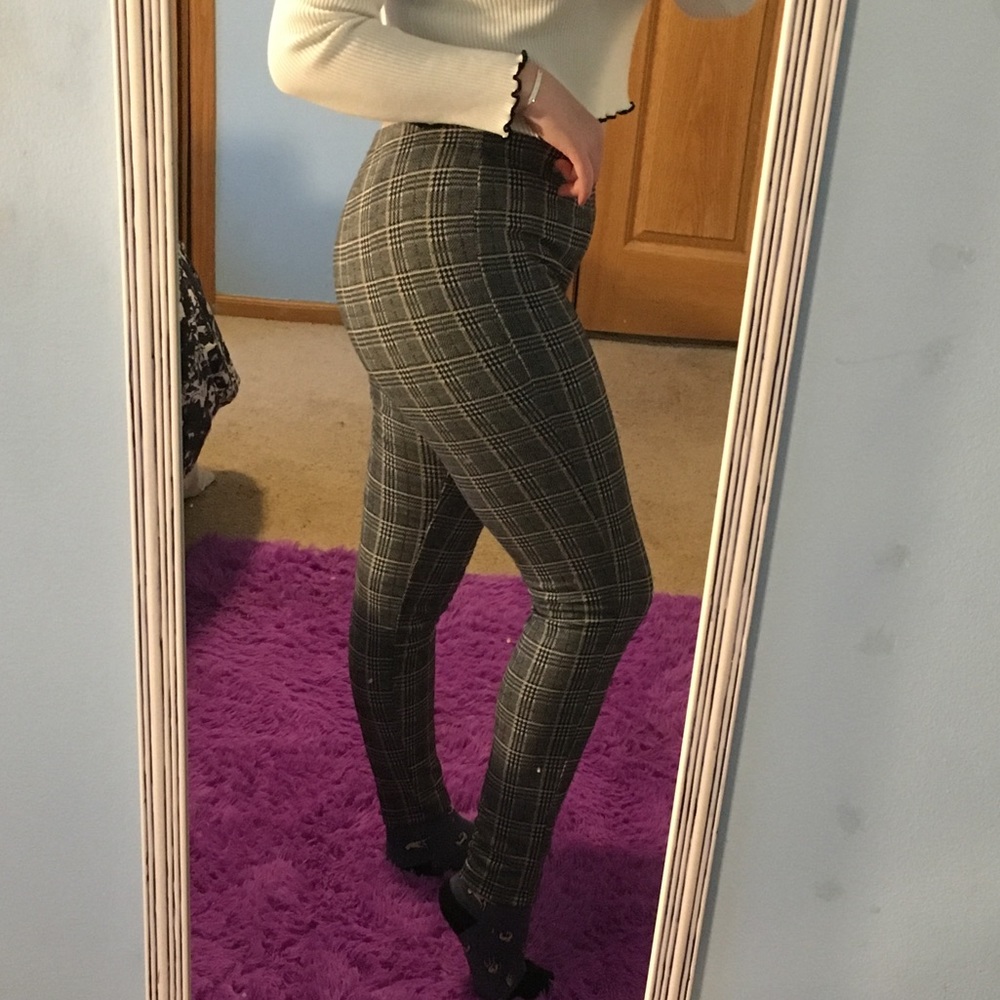 Bundle of leggings!